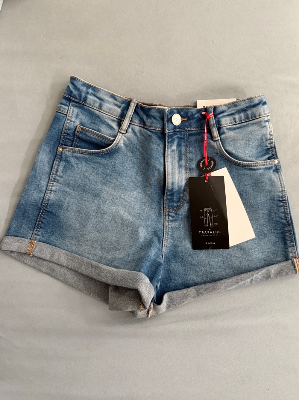 Zara Blue Denim Rolled-Hem Women's Shorts